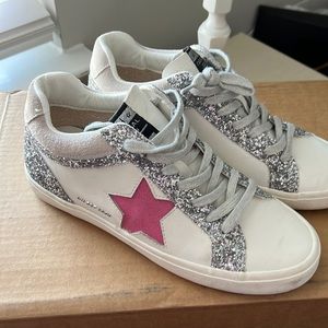 Vintage Havana sneakers size 9!